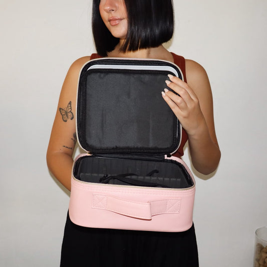 Organizador de maquillaje portátil con espejo LED WavyLuxe