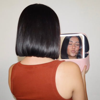 Organizador de maquillaje portátil con espejo LED WavyLuxe